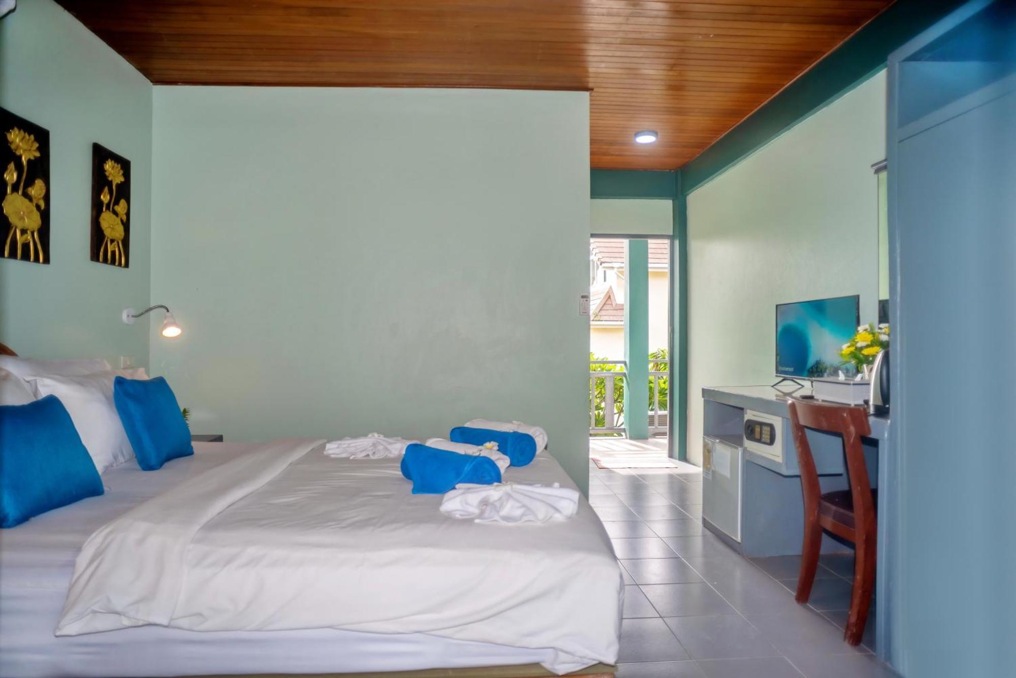 The Florist Resort Маенам Экстерьер фото